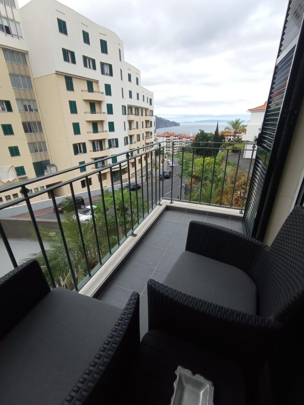 Villa Friendly House à Funchal  Extérieur photo
